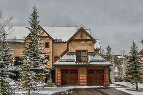 Red Hawk Townhomes 2352