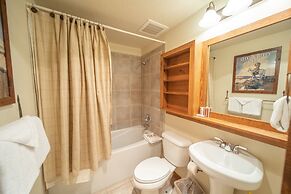 Red Hawk Townhomes 2352