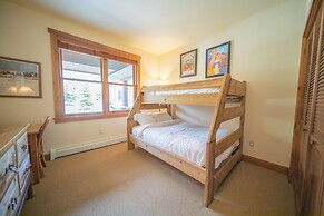 Red Hawk Townhomes 2352