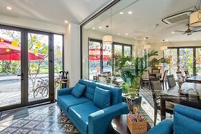 Haka Hotel & Apartment