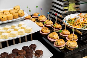 Haka Hotel & Apartment