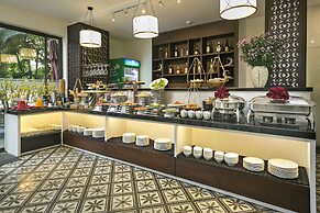 Haka Hotel & Apartment