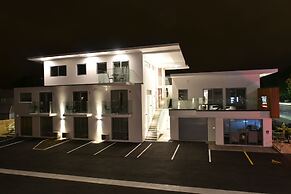 103 Prince of Bealey Motel