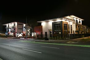 103 Prince of Bealey Motel