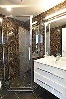 103 Prince of Bealey Motel