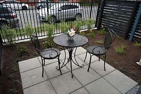 103 Prince of Bealey Motel