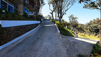 Shola Crown Resort - Munnar