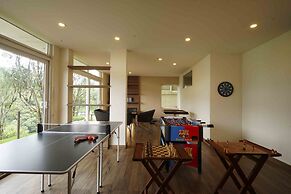 Shola Crown Resort - Munnar