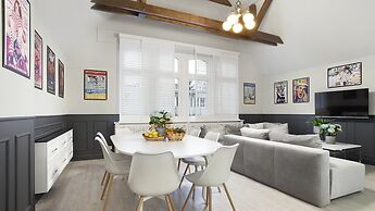 Lion Apartments - Scandi Love