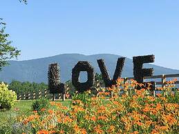 Montfair Resort Farm