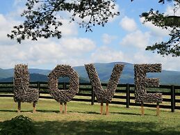 Montfair Resort Farm