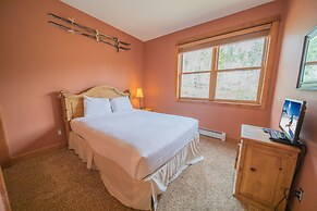 Antlers Gulch 303 by SummitCove Vacation Lodging