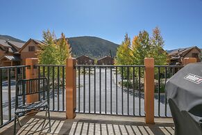 Antlers Gulch 303 by SummitCove Vacation Lodging