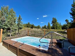 Antlers Gulch 303 by SummitCove Vacation Lodging