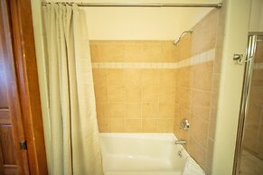 Antlers Gulch 303 by SummitCove Vacation Lodging