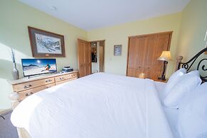 Black Bear 8035 by SummitCove Vacation Lodging