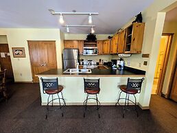 Black Bear 8035 by SummitCove Vacation Lodging