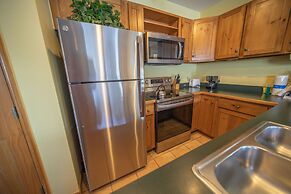 Black Bear 8035 by SummitCove Vacation Lodging
