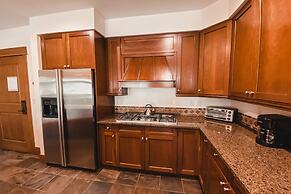 Lone Eagle 3000 by SummitCove Vacation Lodging