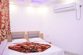 New King by Backpackers Heaven