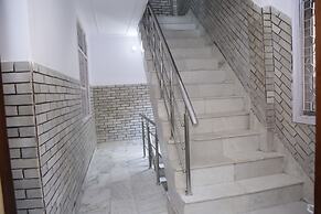 New King by Backpackers Heaven