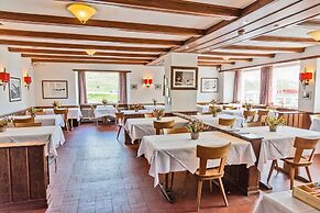 Hotel Bernina Hospiz - Hostel