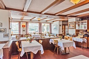Hotel Bernina Hospiz - Hostel