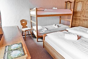 Hotel Bernina Hospiz - Hostel