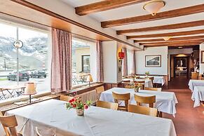 Hotel Bernina Hospiz - Hostel