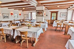 Hotel Bernina Hospiz - Hostel