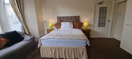 Kirk Lea Guest House