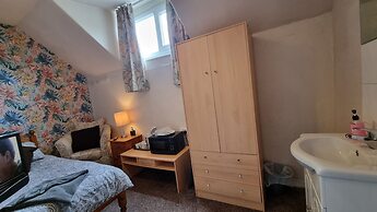 Kirk Lea Guest House