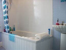 Kirk Lea Guest House