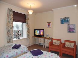 Kirk Lea Guest House