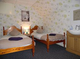 Kirk Lea Guest House