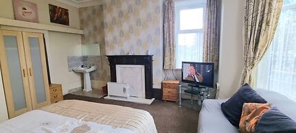 Kirk Lea Guest House
