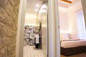 S30 Reina Victoria Suites