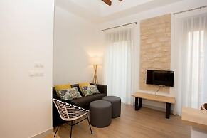 S30 Reina Victoria Suites