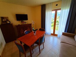 Villa Isabella Hotel & Residence