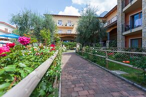 Villa Isabella Hotel & Residence