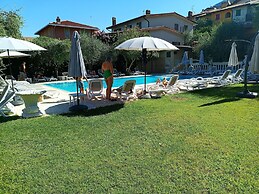 Villa Isabella Hotel & Residence