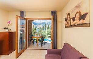 Villa Isabella Hotel & Residence