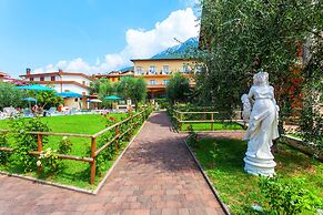 Villa Isabella Hotel & Residence