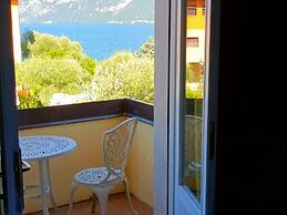 Villa Isabella Hotel & Residence