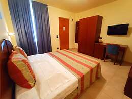 Villa Isabella Hotel & Residence