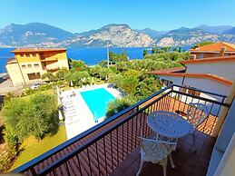 Villa Isabella Hotel & Residence