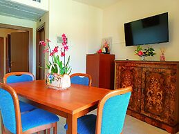 Villa Isabella Hotel & Residence