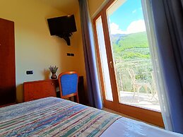 Villa Isabella Hotel & Residence