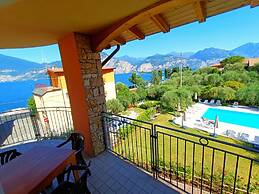 Villa Isabella Hotel & Residence