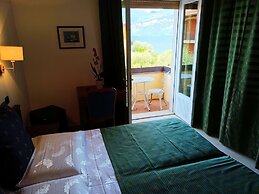 Villa Isabella Hotel & Residence